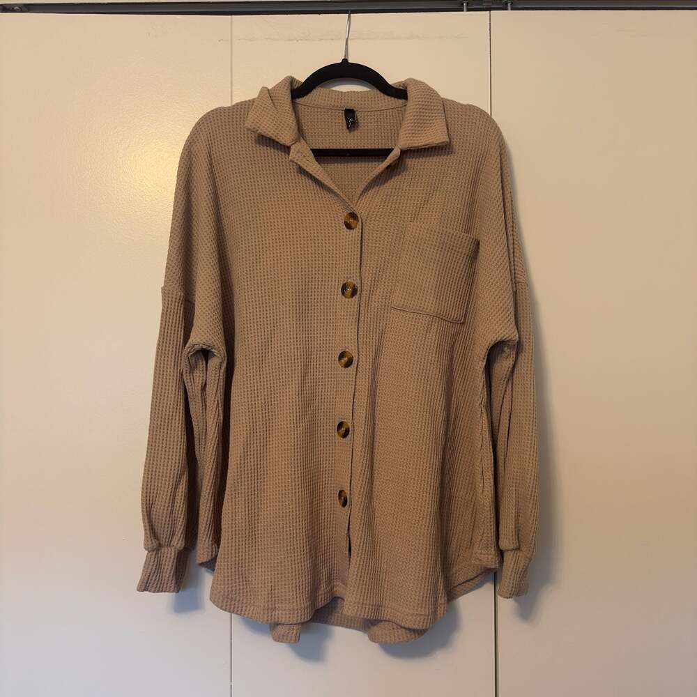 Tan Waffle Knit Button Down Shirt Size Large